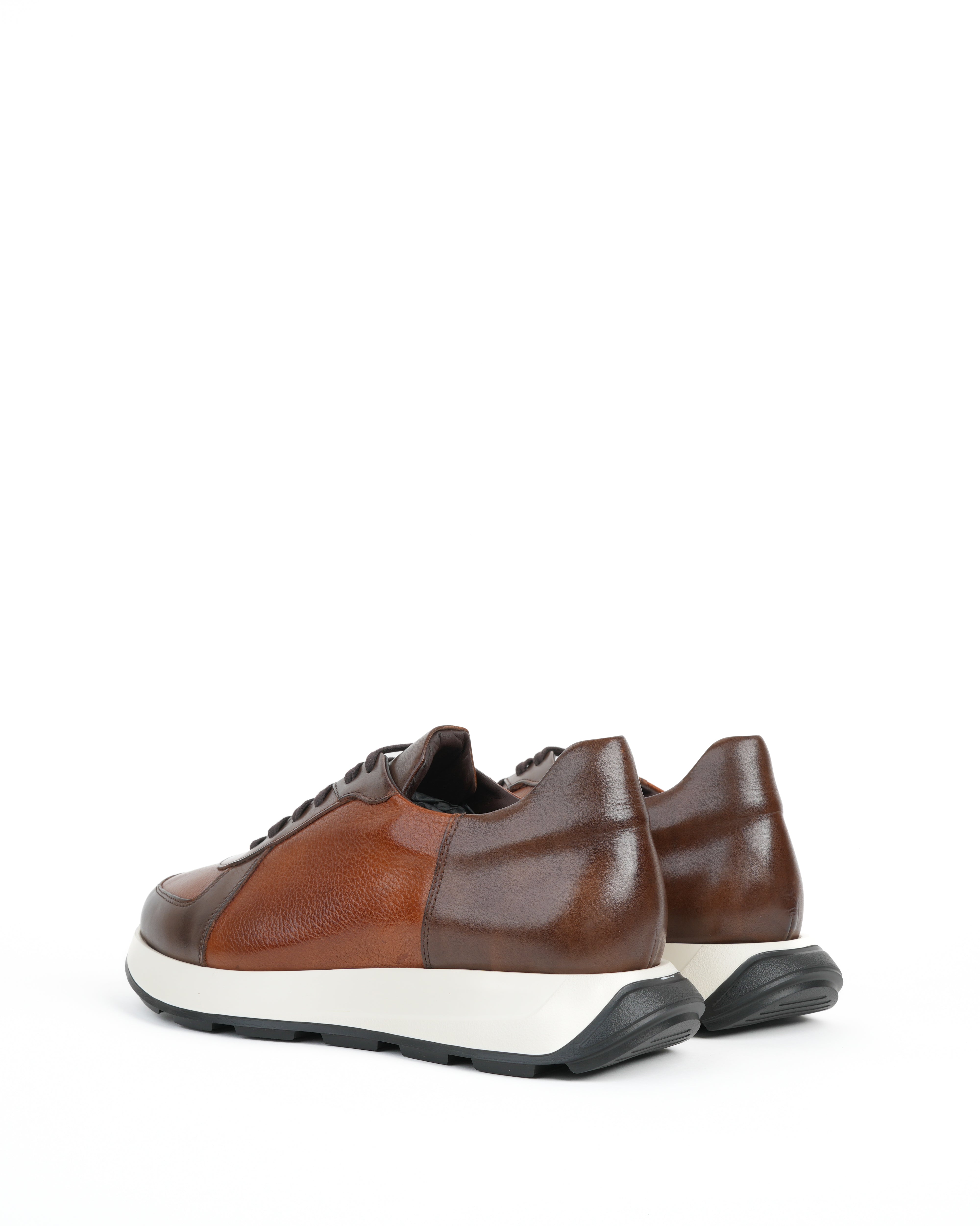 Zapatillas de lujo SHALAPI Milano 1.1 para hombre en color camel