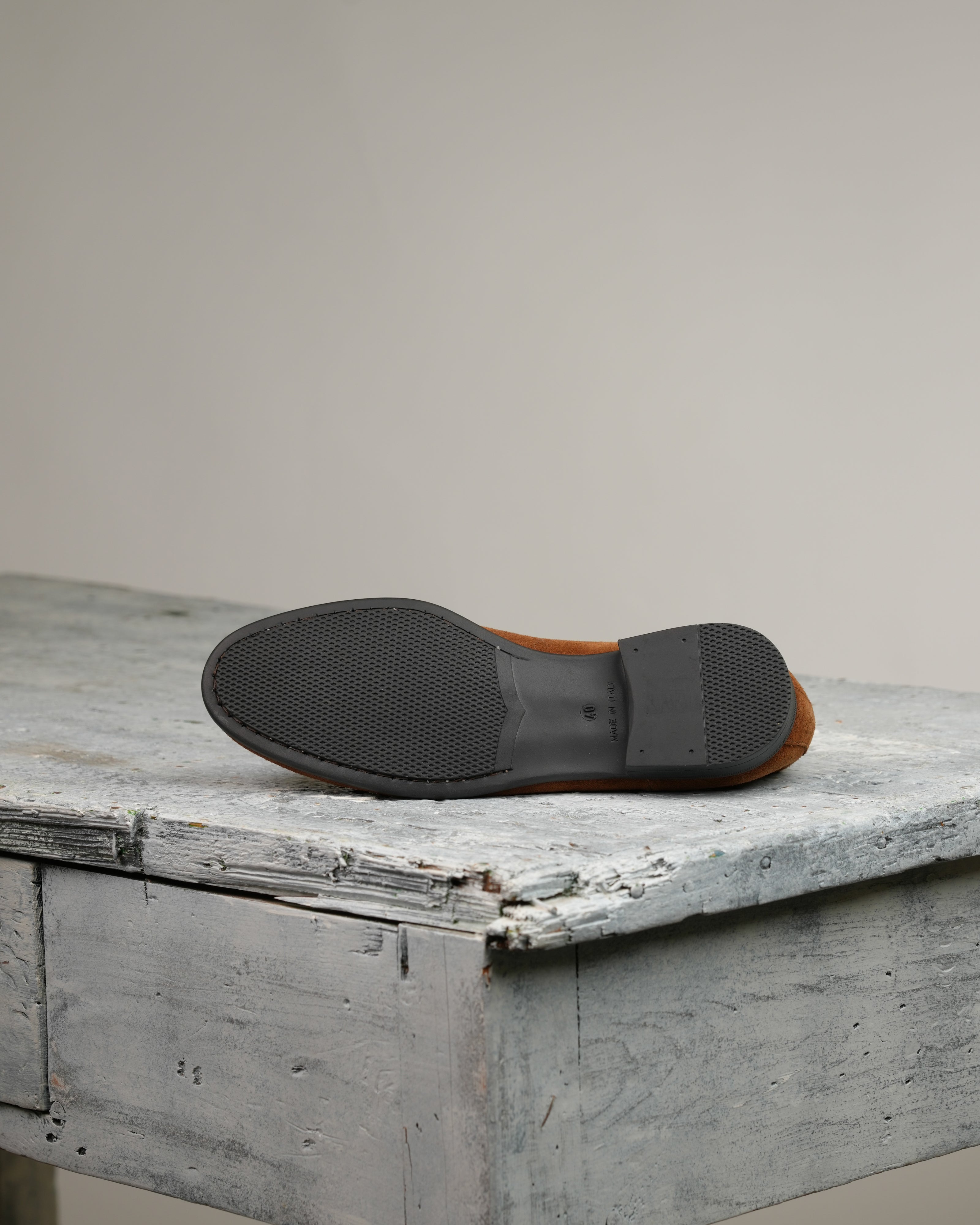 Marechiaro penny loafers in suede camel