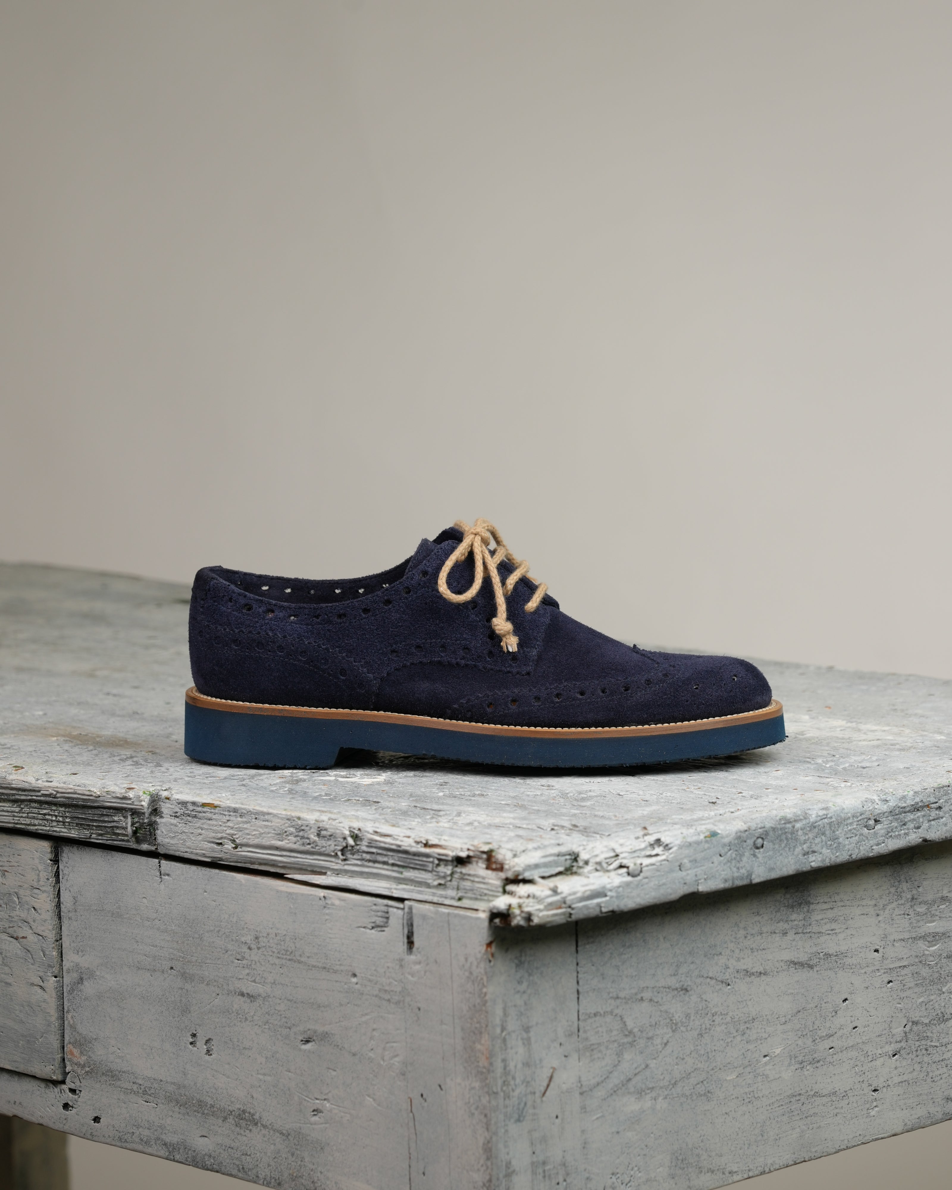 Ponente – Oxford brogue in camoscio blu