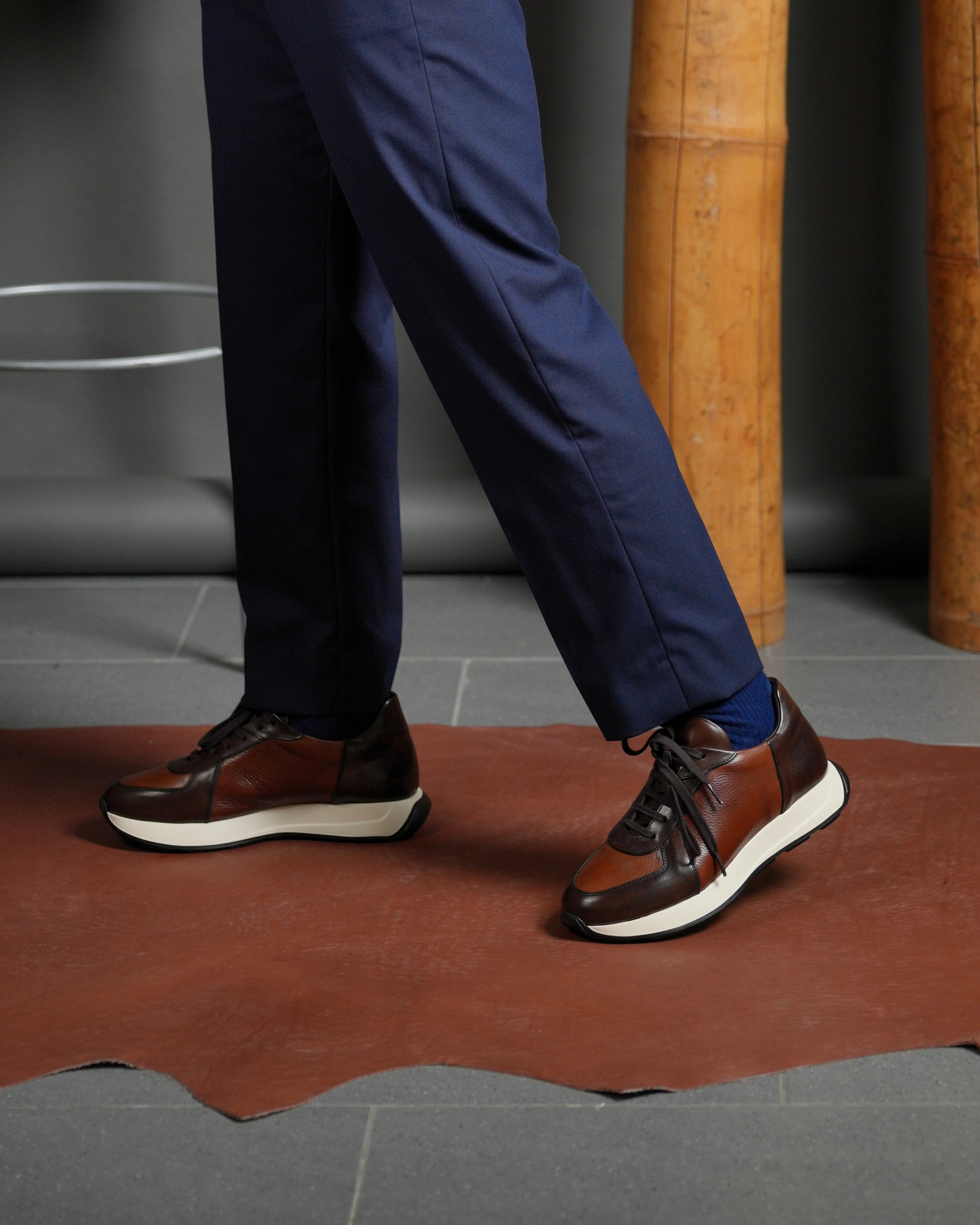 Zapatillas de lujo SHALAPI Milano 1.1 para hombre en color camel