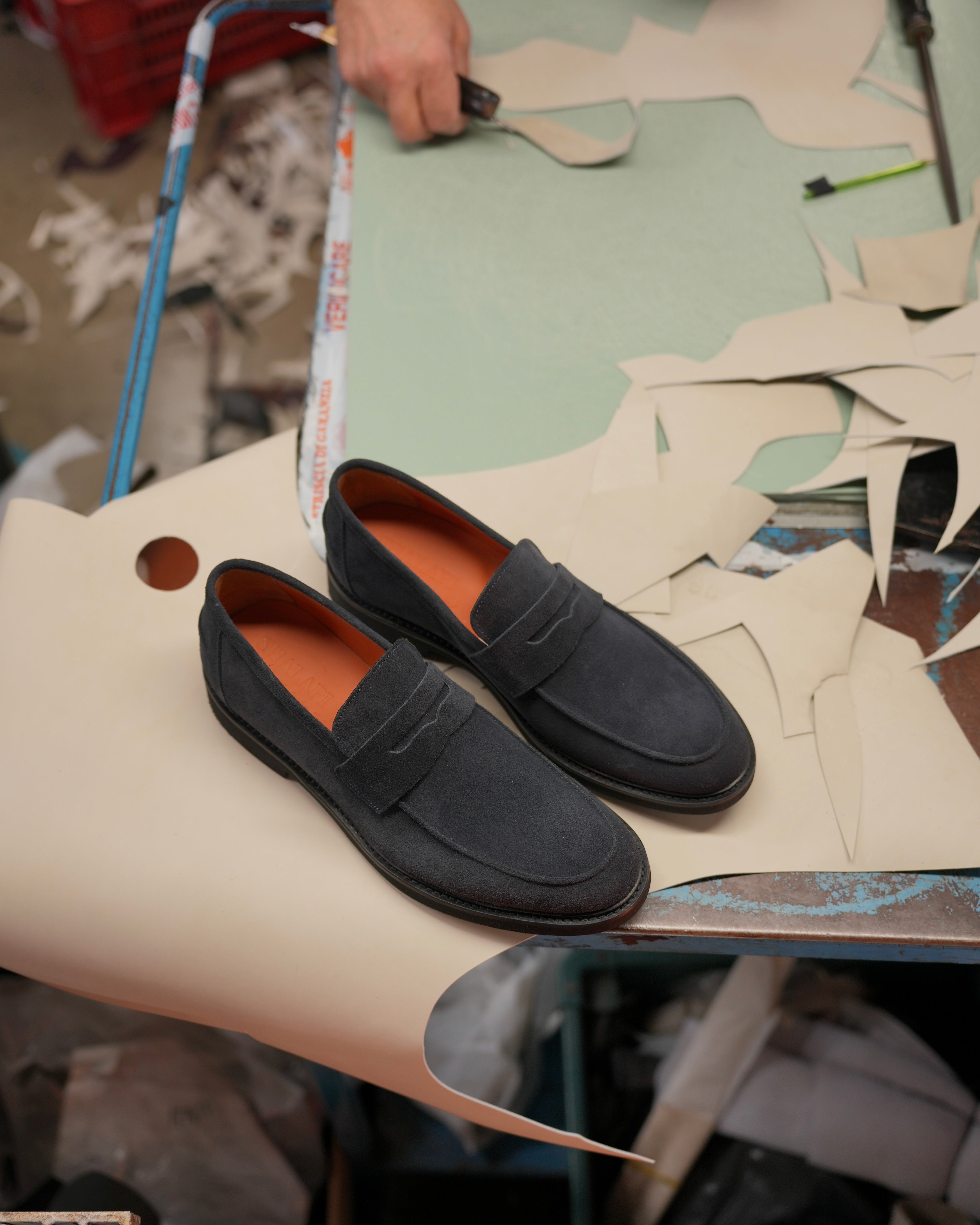 SHALAPI italian penny loafers for men in suede navy