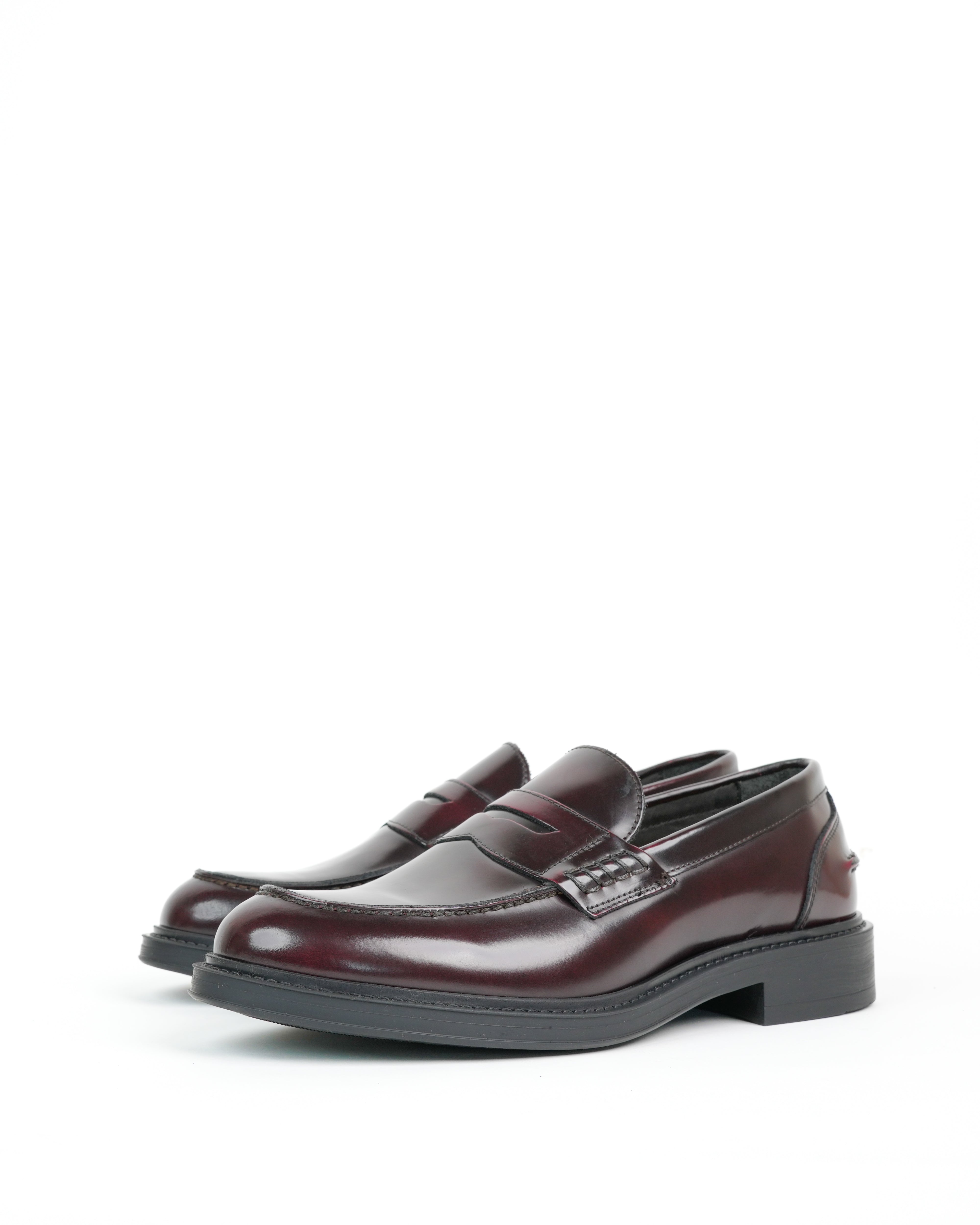 SHALAPI Chester 1.1 mocasines para hombre color Burdo brillante 