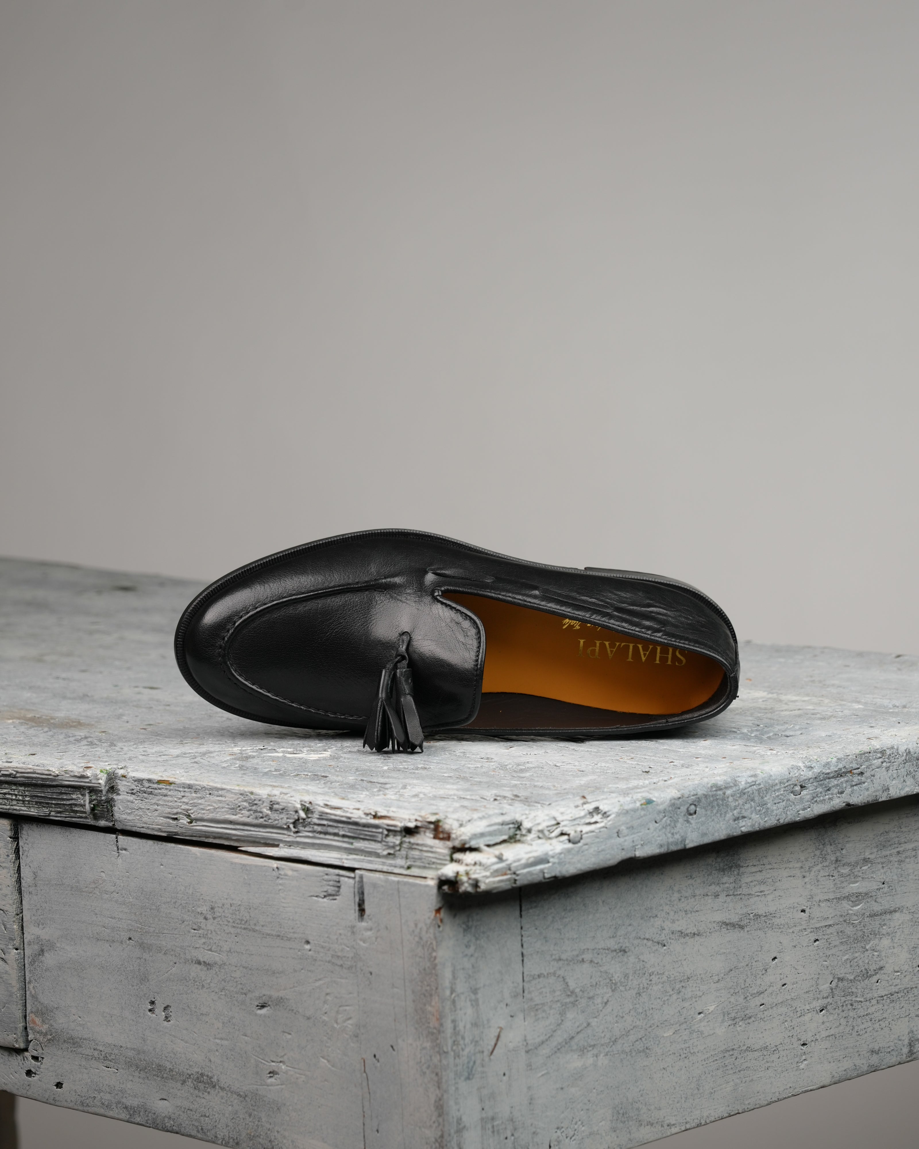 SHALAPI Bari 1.1 tassel loafers for men in buffalo leather in black