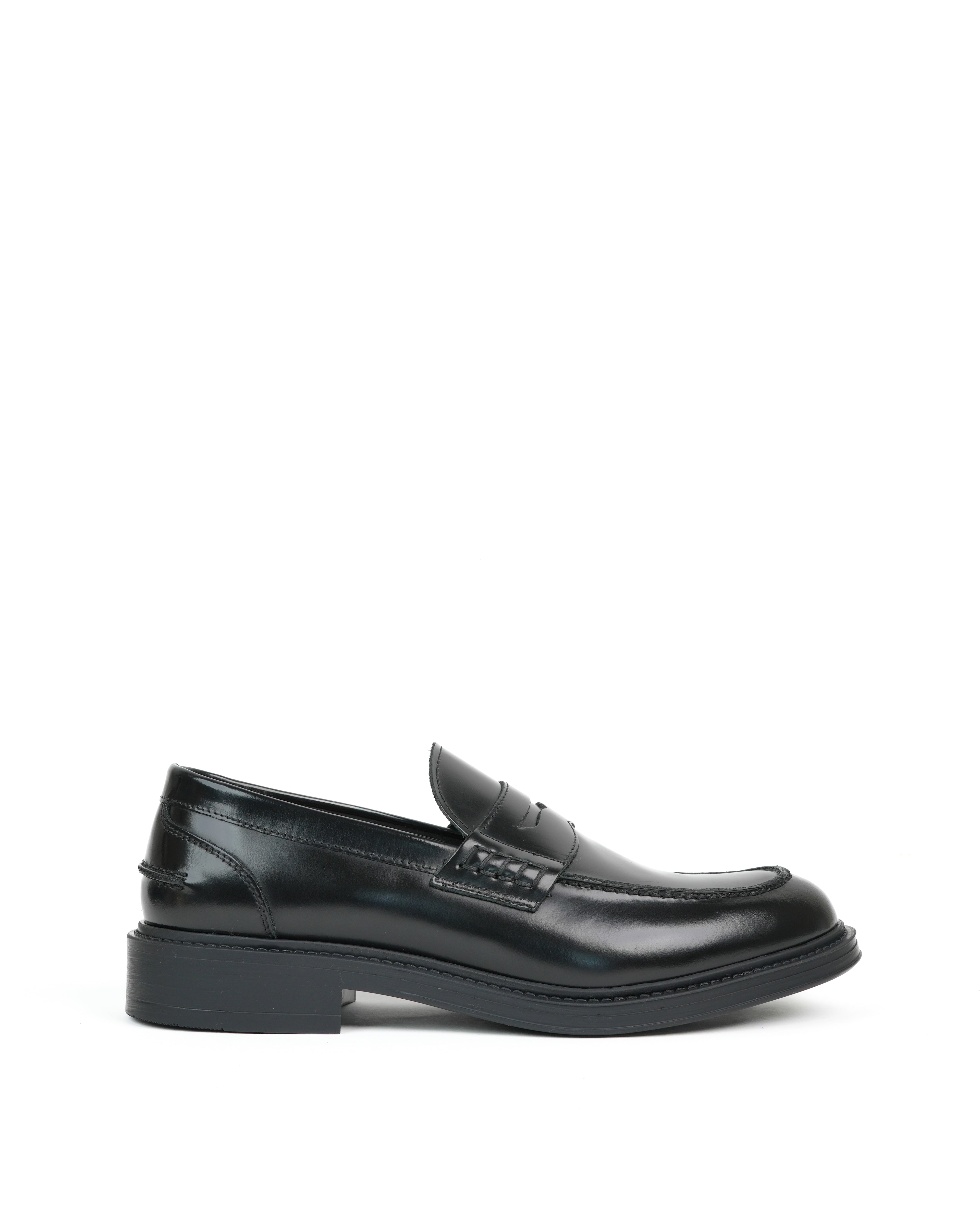 Mocasines SHALAPI Chester 1.1 para hombre en negro brillante 