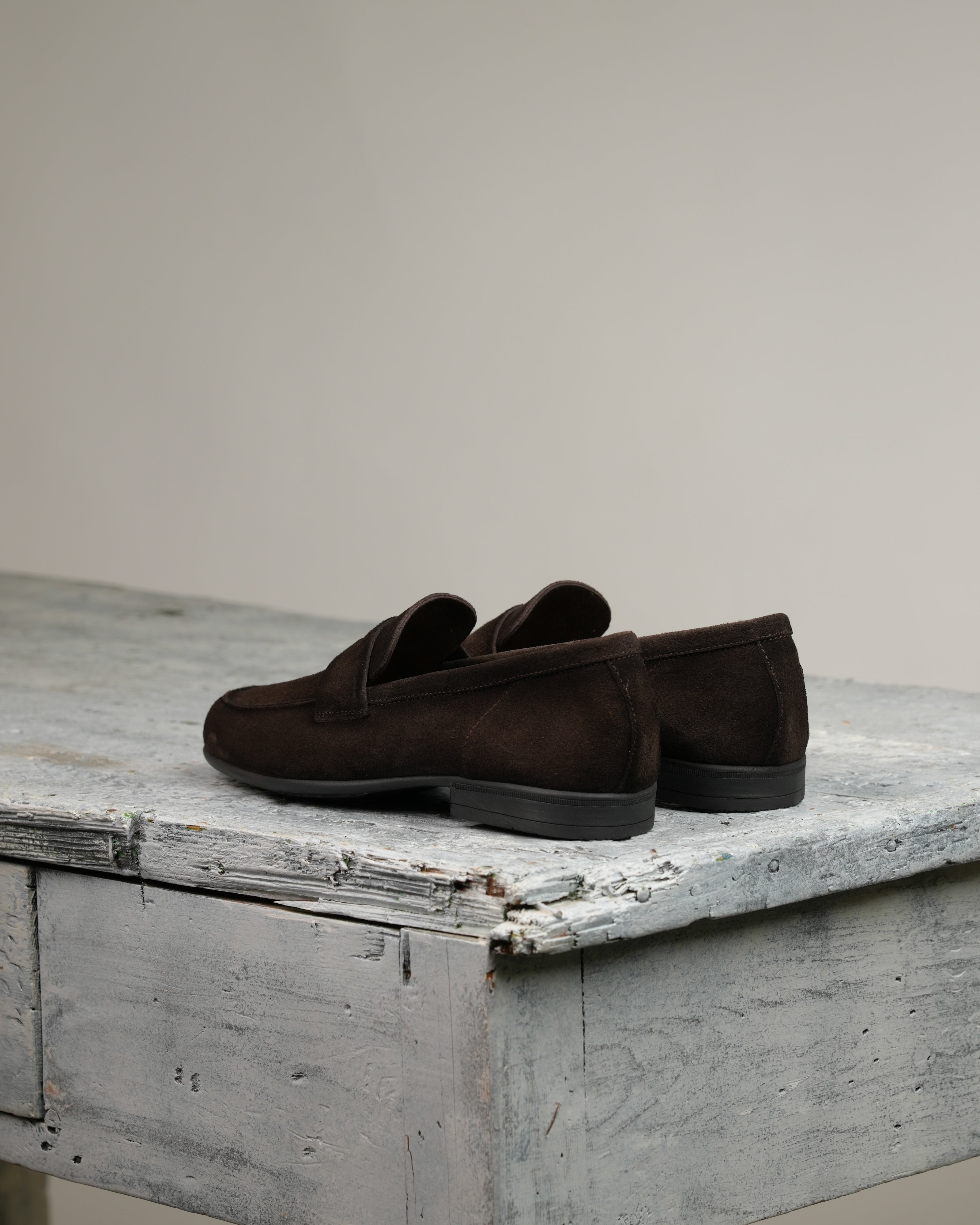 Marechiaro penny loafers in suede brown