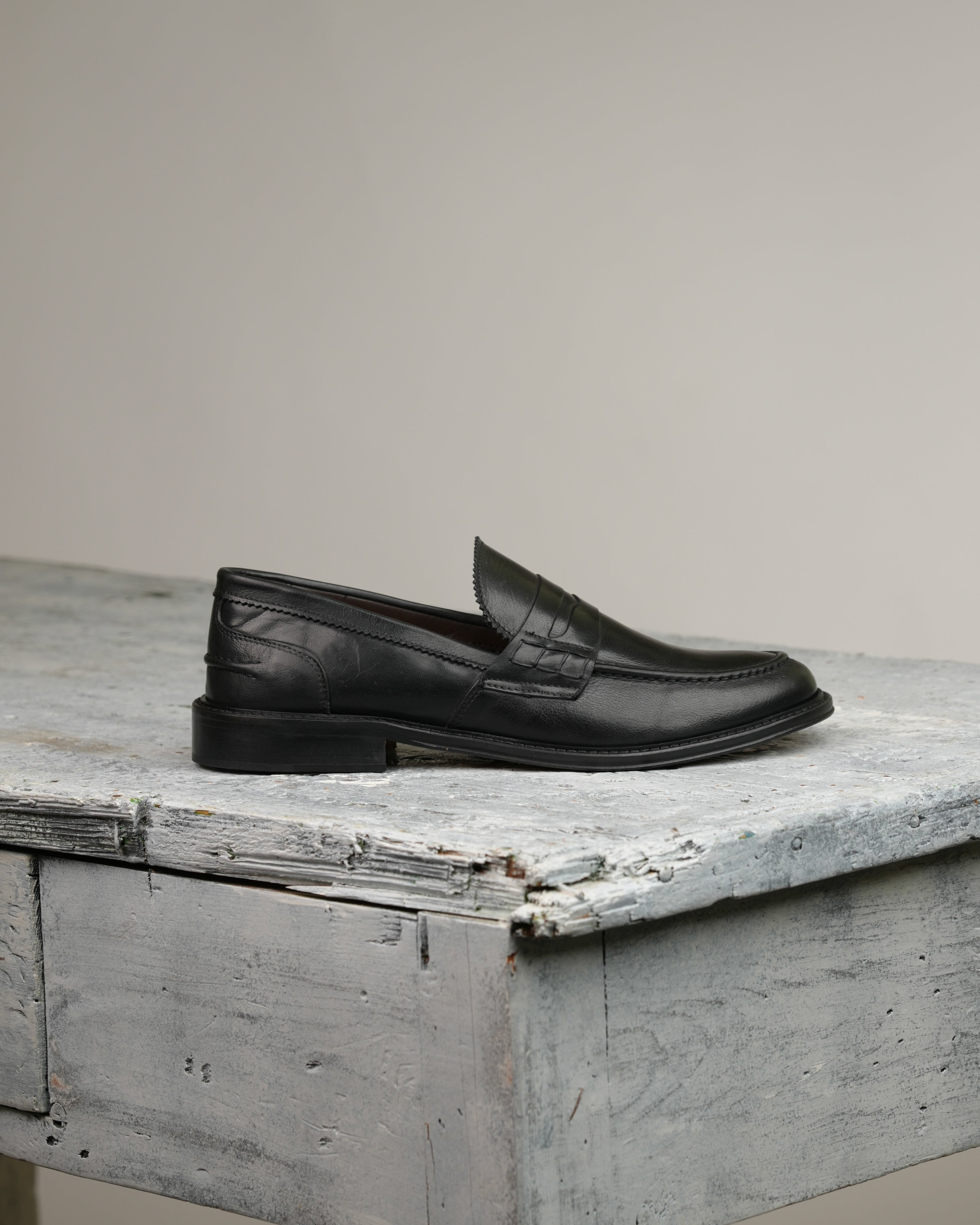 SHALAPI Matera 1.1 penny loafers for men in buffalo black